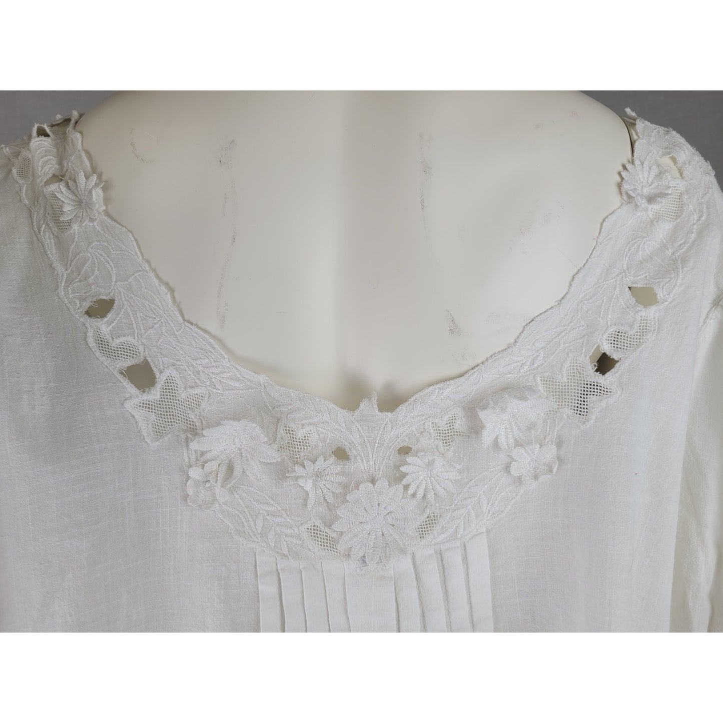 Free People Sophie Embroidery Top Soft White Billowy Cotton Fabric Sz M NWT