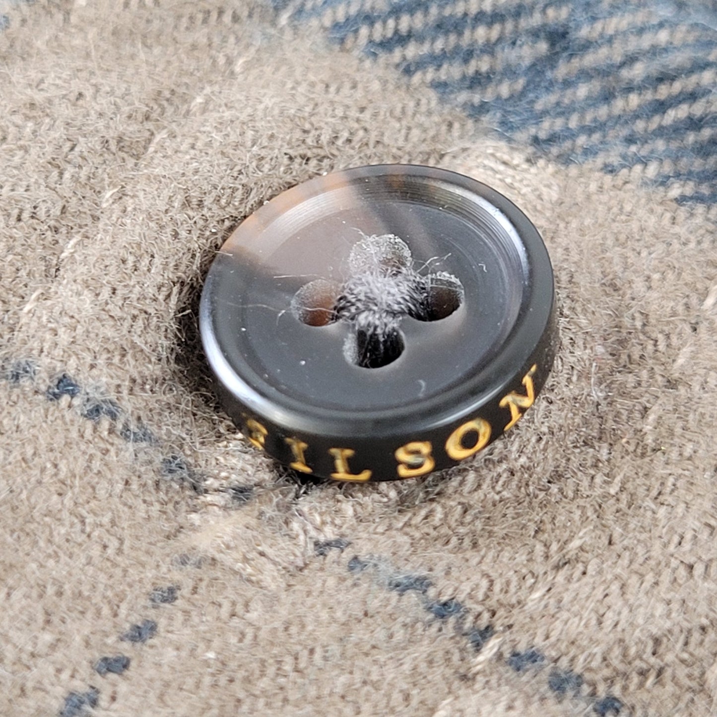Filson Alaskan Guide Flannel Shirt Brown & Black Plaid | Men's Sz L