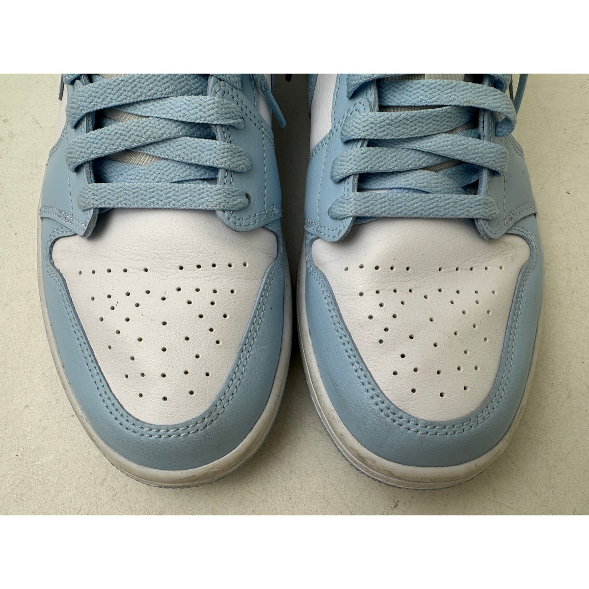 Nike Air Jordan 1 Low Ice Blue / Aluminum Sneakers Women's Sz 10