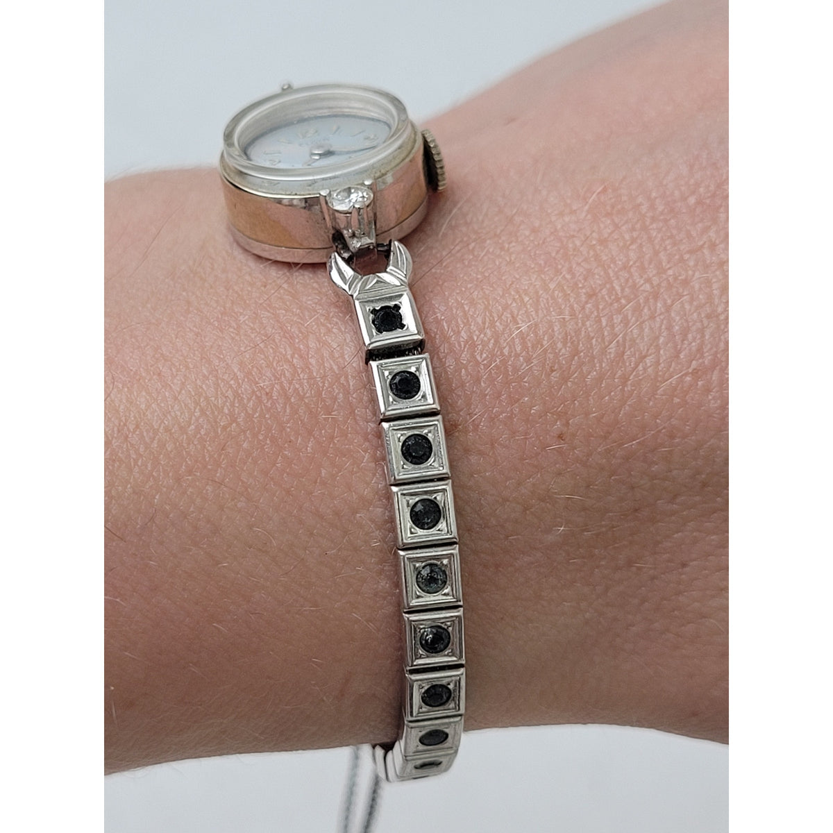VTG Elgin 14K White Gold Wristwatch w 2 Diamonds & 22 Sapphires or Onyx | Runs