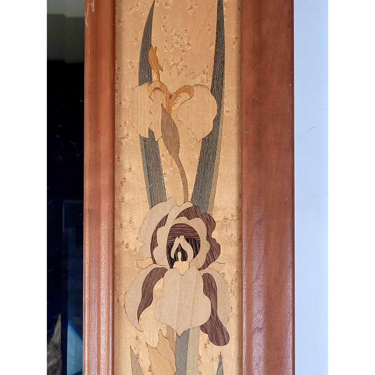 Hudson River Inlay Iris Border Decorative Wall Mirror 31.5" x 25.5"
