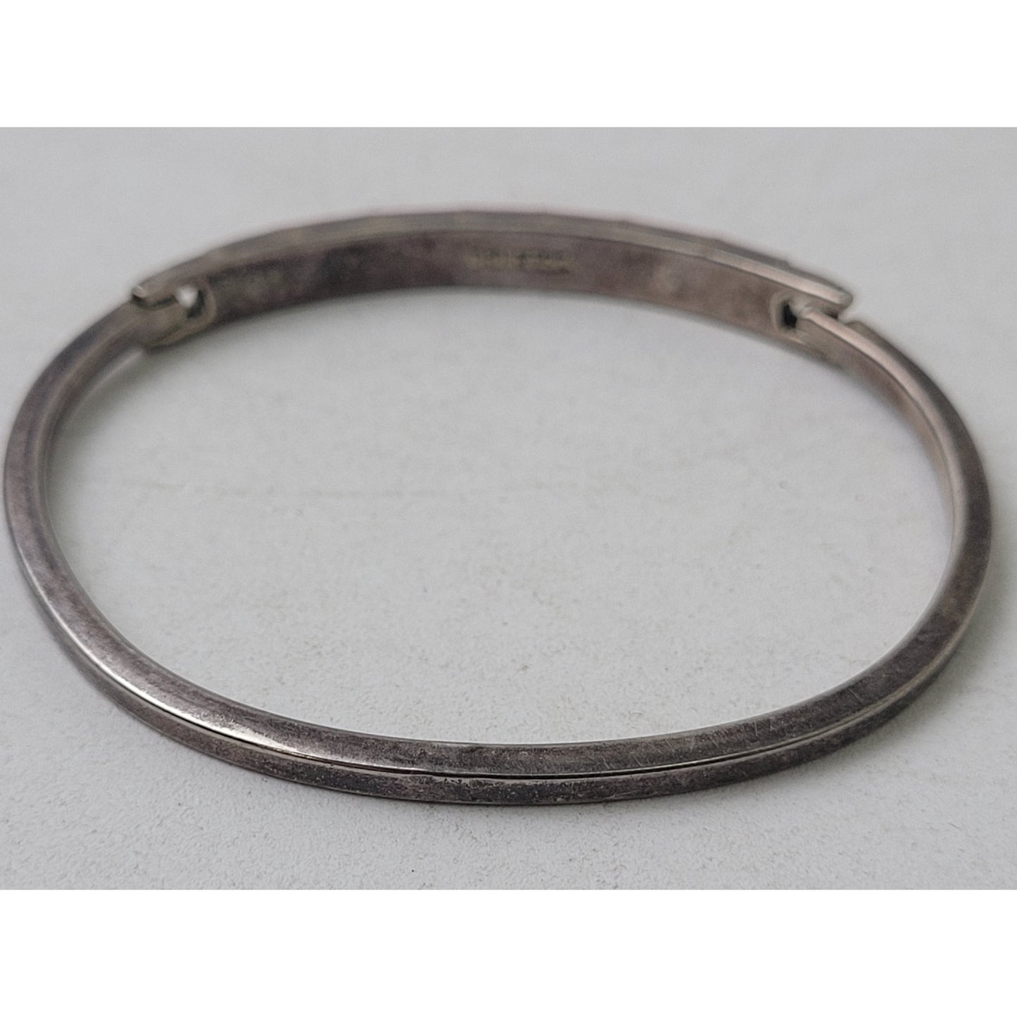 Vintage Mexican Sterling Silver Hinged Bracelet with Jasper Inlay