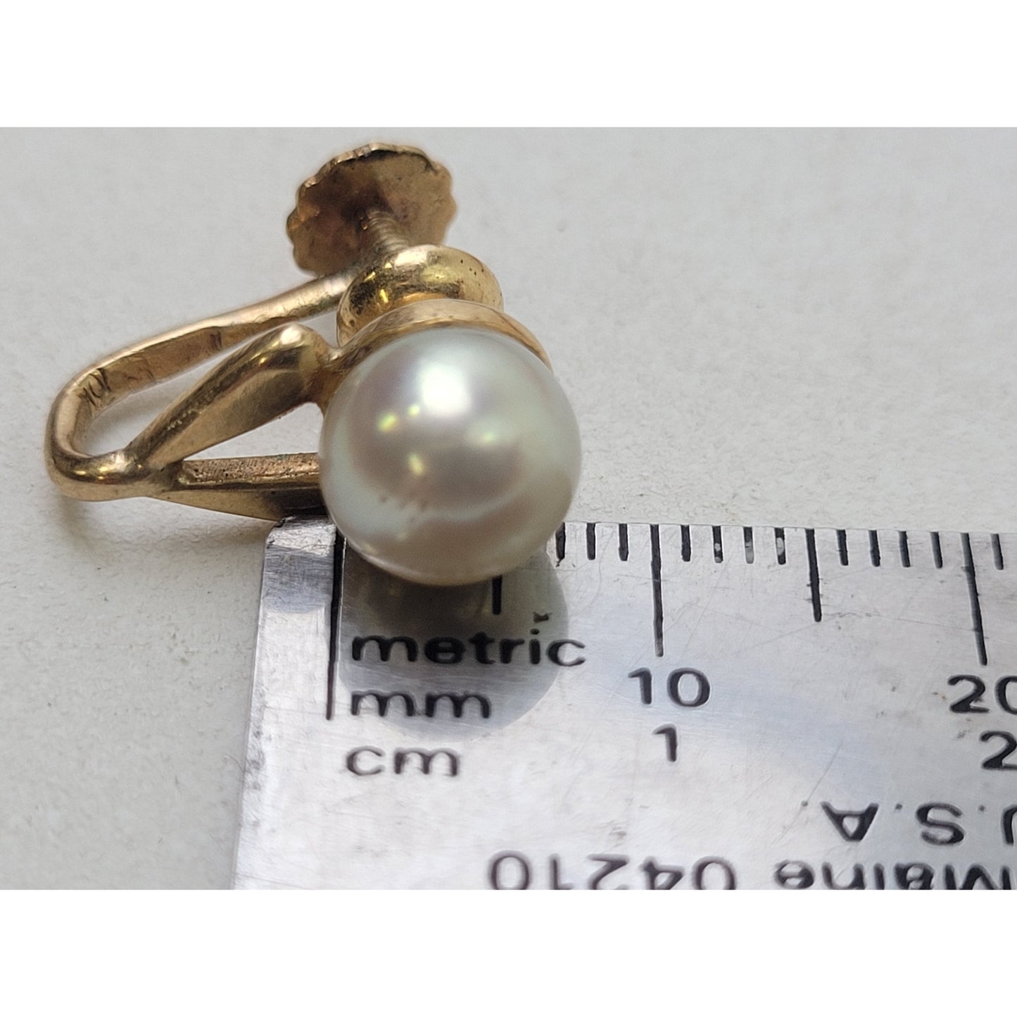 VTG 10K Yellow Gold Pearl Earrings w 14K Yellow Gold Screw Back Closure | 4.47 g