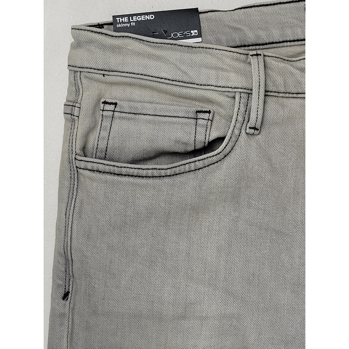 Joe's Jeans The Legend Skinny Fit Light Grey Denim Kinetic Soft Fabric Sz 33 NWT