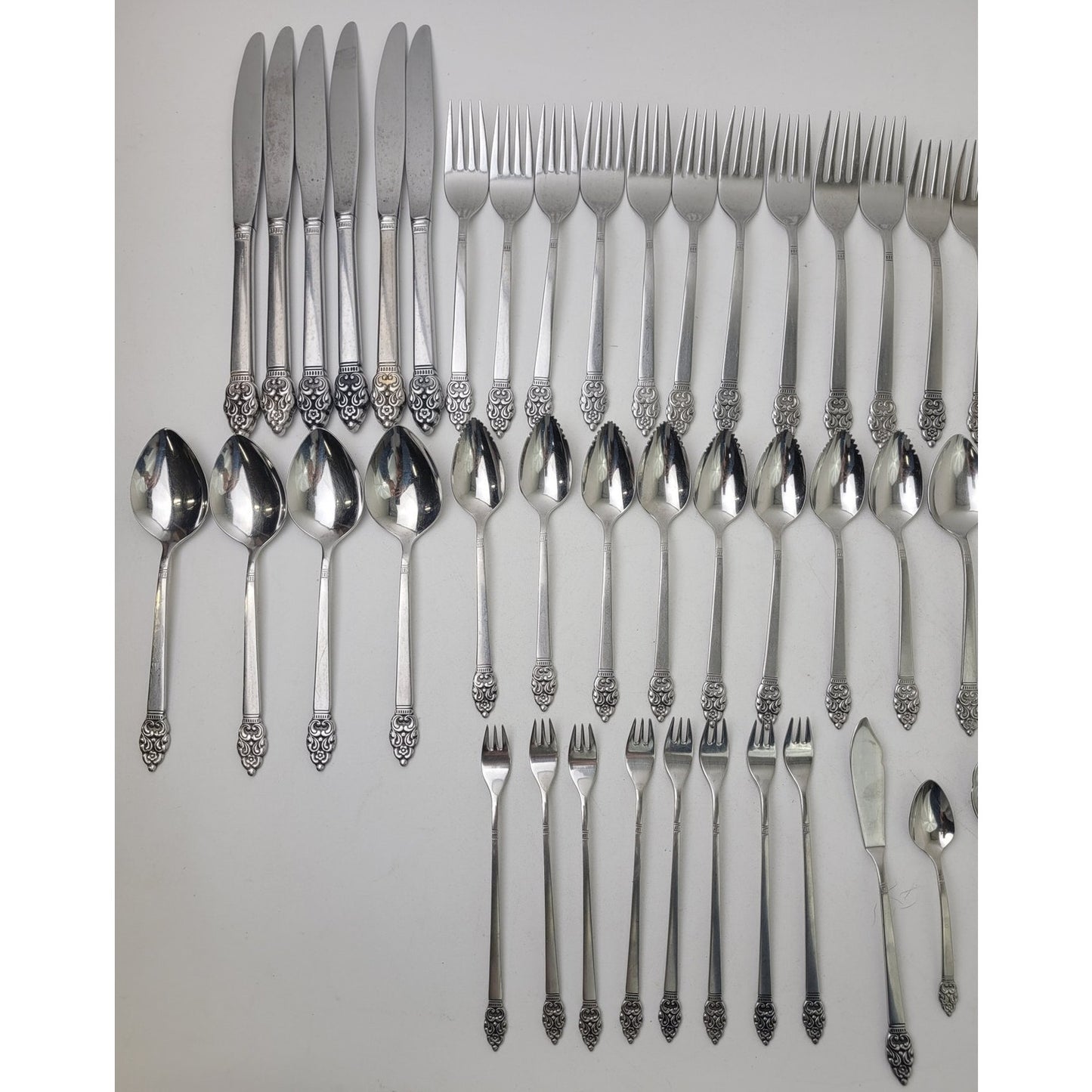 Vintage Oneida Community Stainless Nordic Crown Flatwear Set of 76