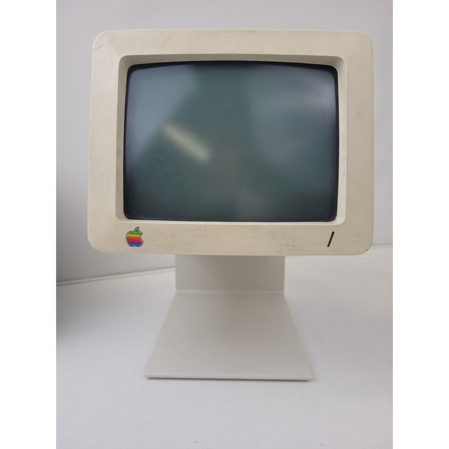 Apple IIc Computer Monitor w Keyboard, Mouse, & External Floppy Drive + Accessories