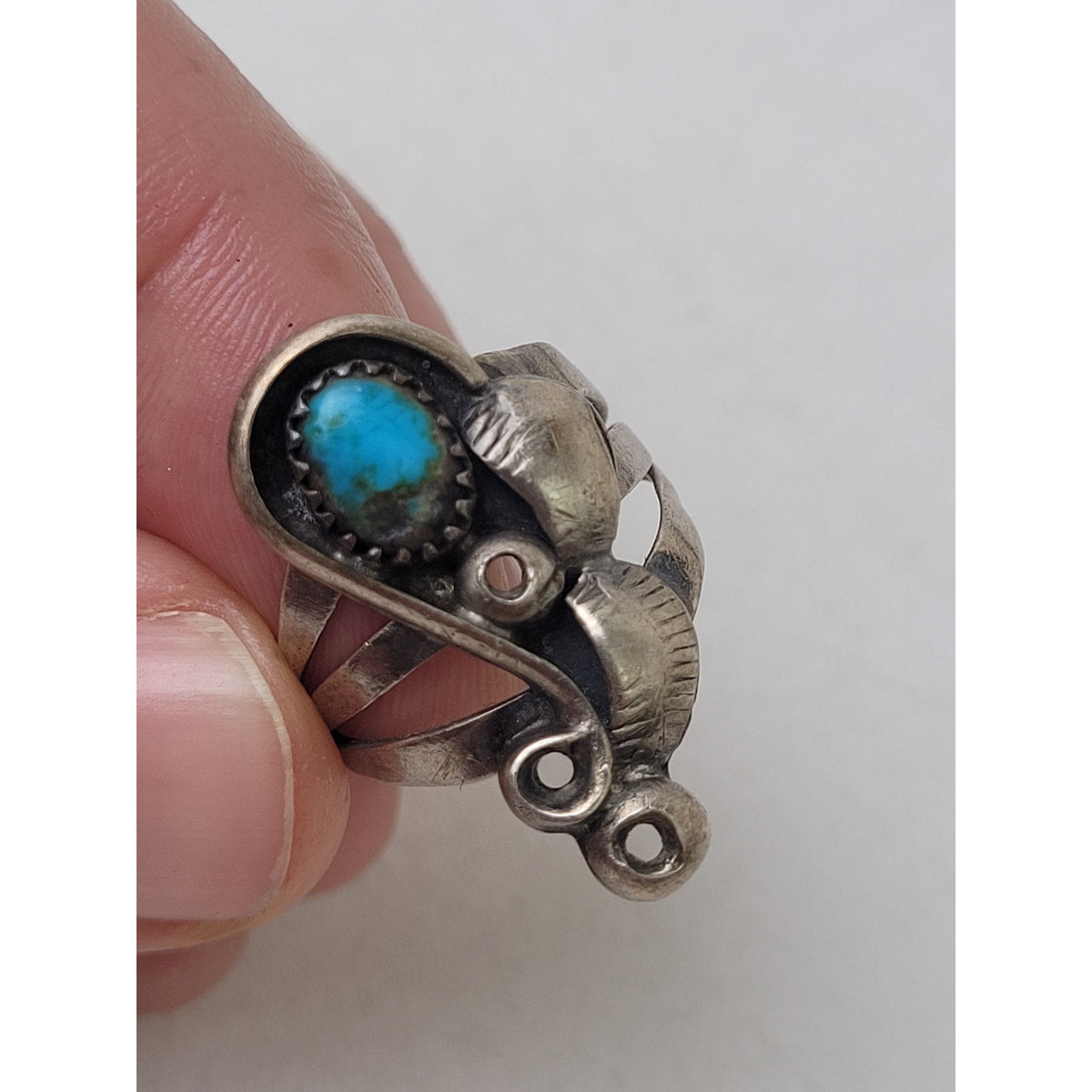 Vintage Navajo Turquoise Sterling Silver Ring Size 6.75