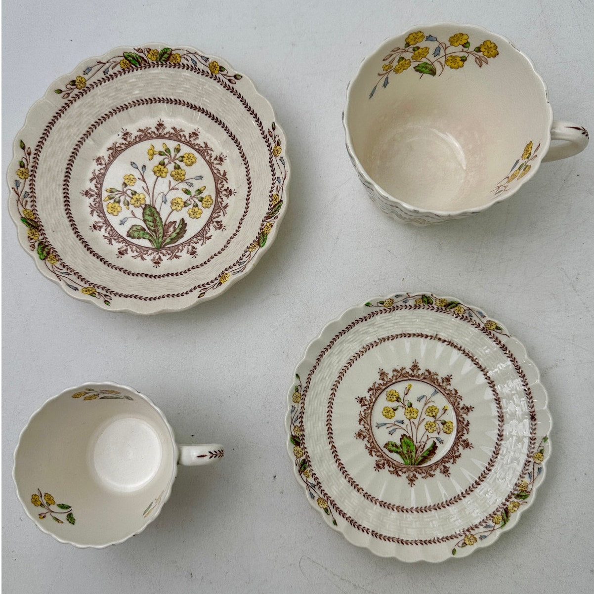 Vintage Copeland Spode "Buttercup" China Multi Piece Dinnerware Set