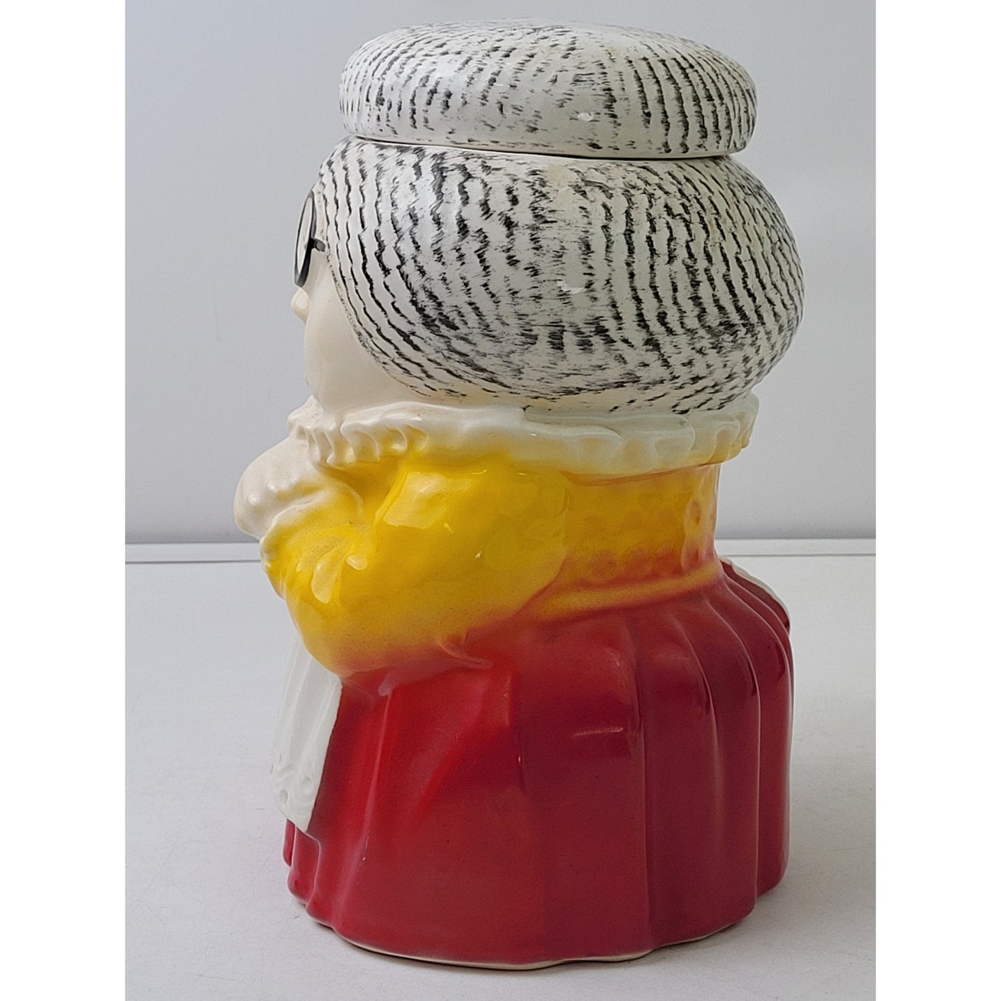 Vintage 1950s McCoy Granny Cookie Jar Yellow & Red