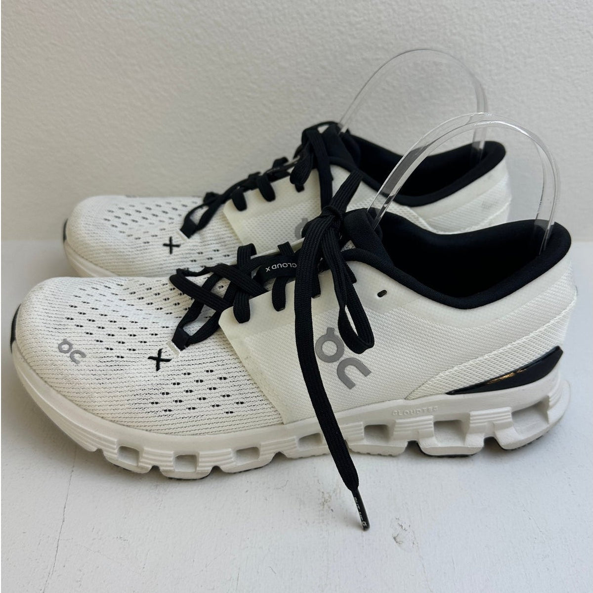 On Cloud X 4 Training Shoes Ivory/Black Size Women's Sz US 9.5 / EU 41