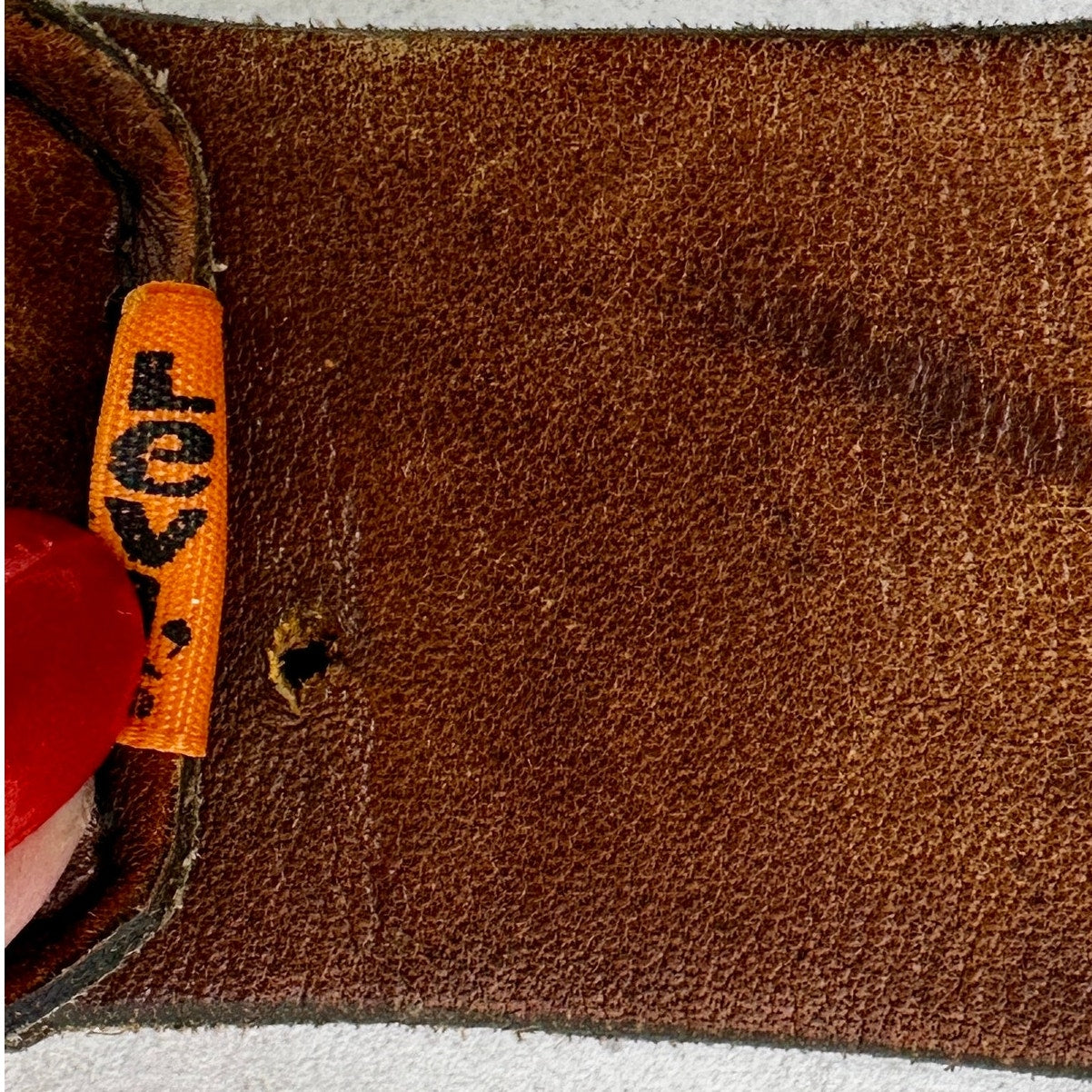 Vintage Levi's Orange Tab Floral Tooled Hand Stained Latigo Leather Belt Sz 34