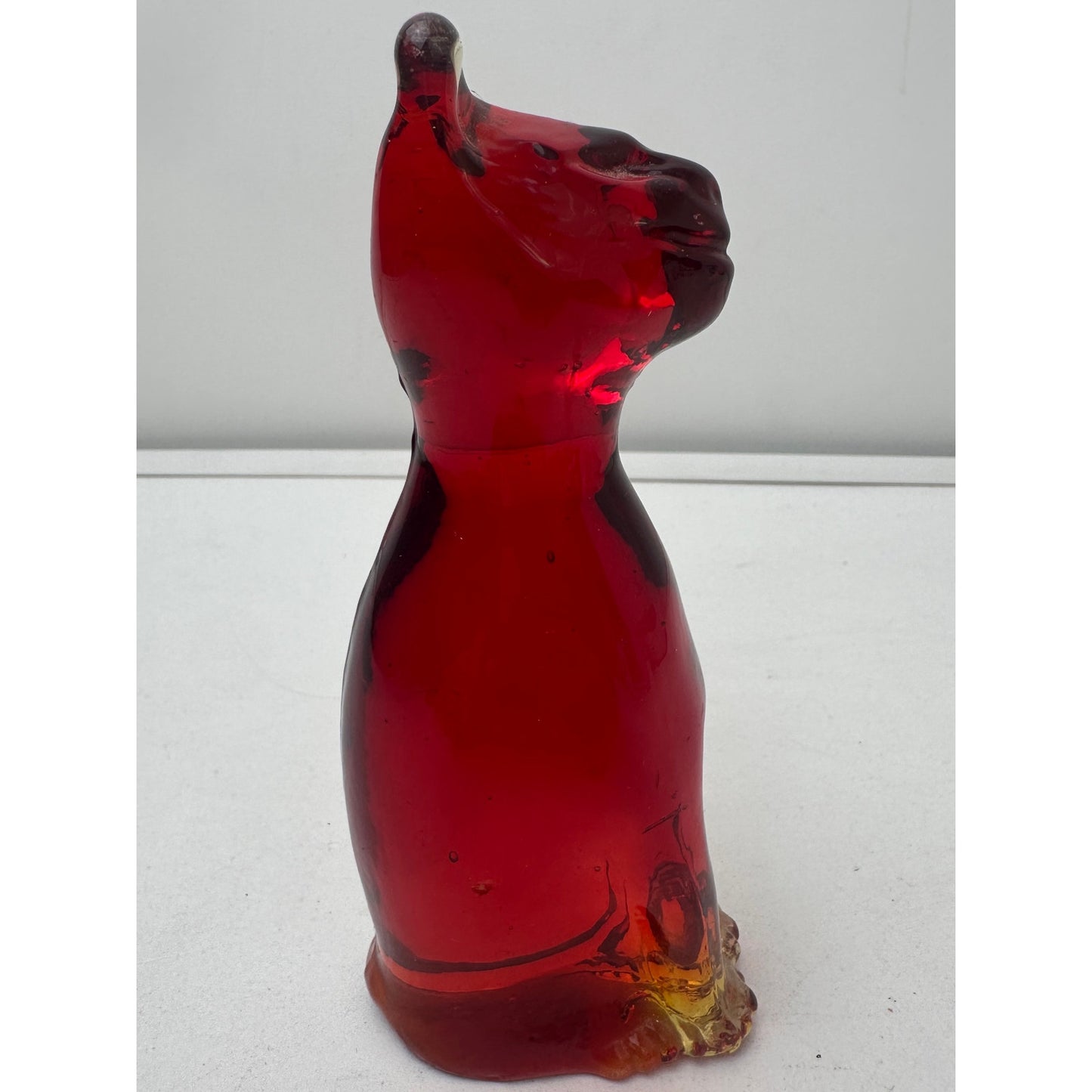 Vintage Kanawha Amberina Glass Smiling Cat Figurine