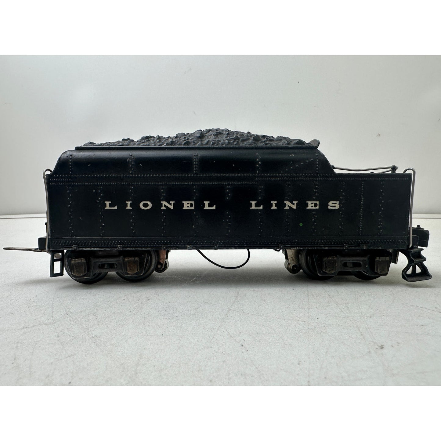 Vintage Postwar Lionel Lines No. 2426W O-Gauge Whistling Coal Tender