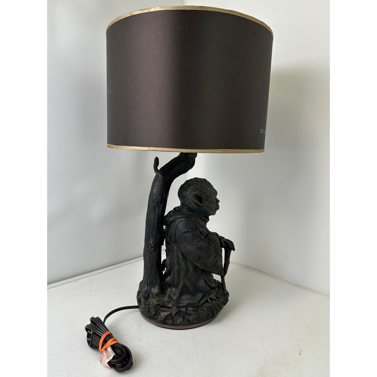 Star Wars Jedi Master Yoda Masterpiece Tabletop Lamp by The Bradford Exchange