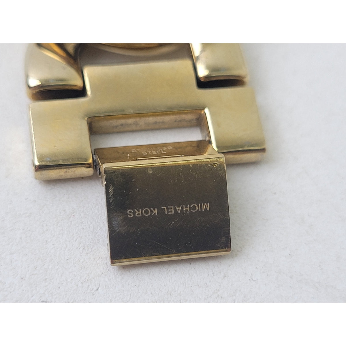 Michael Kors MK3131 Gold-tone Stainless Steel Chucky Chain Link Women's Watch