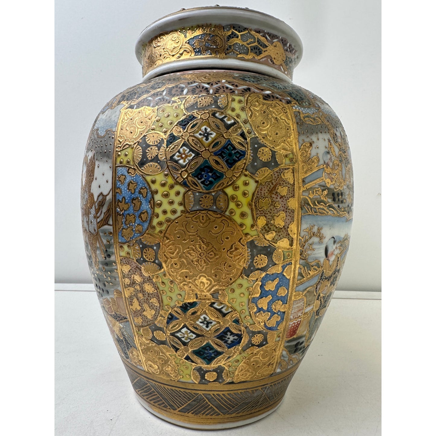 Vintage Japanese Satsuma Moriage Koro Incense Burner W/ Pierced Lid