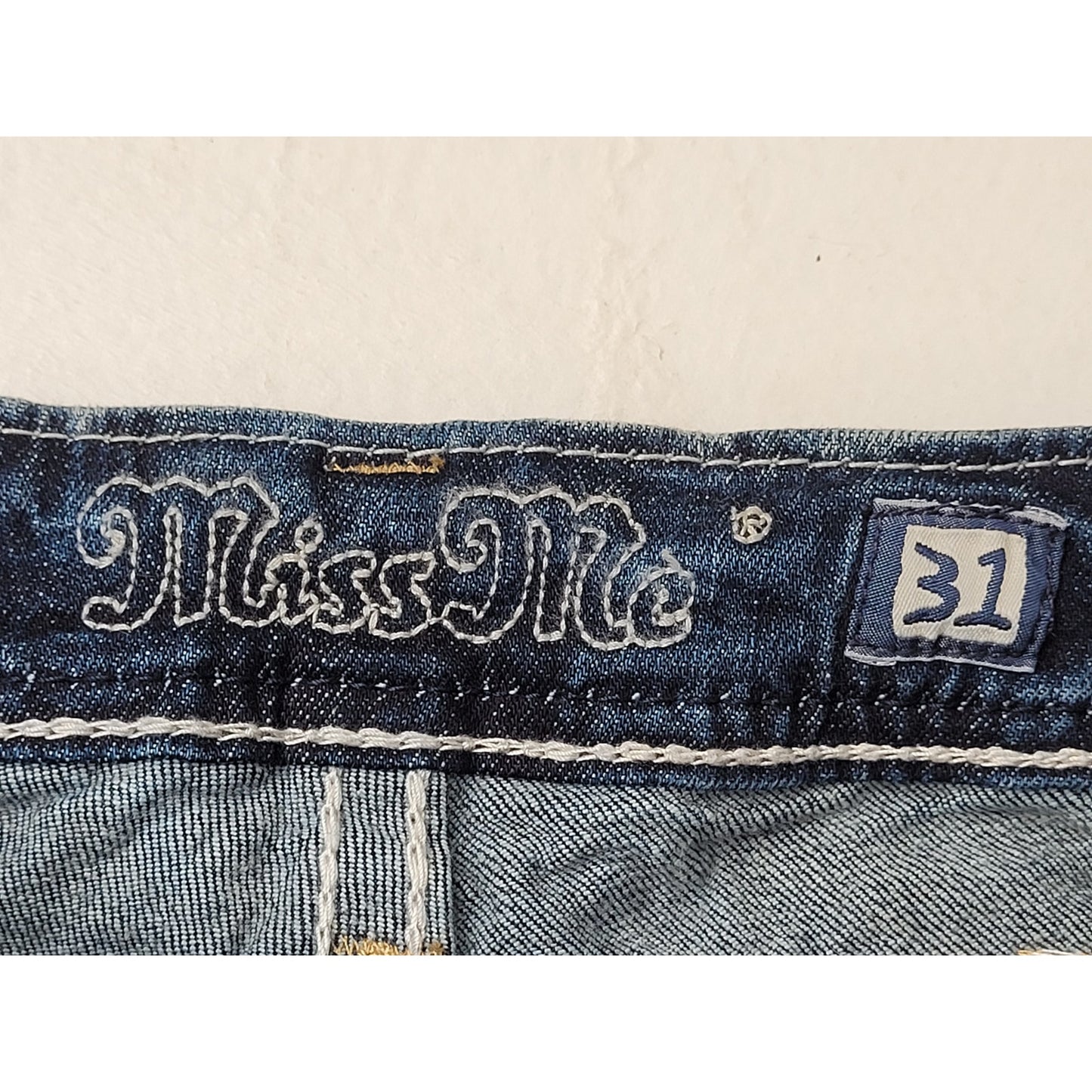 Miss Me Signature Boot Cut Medium Wash Low Rise Jeans Women's Sz 31 NWT