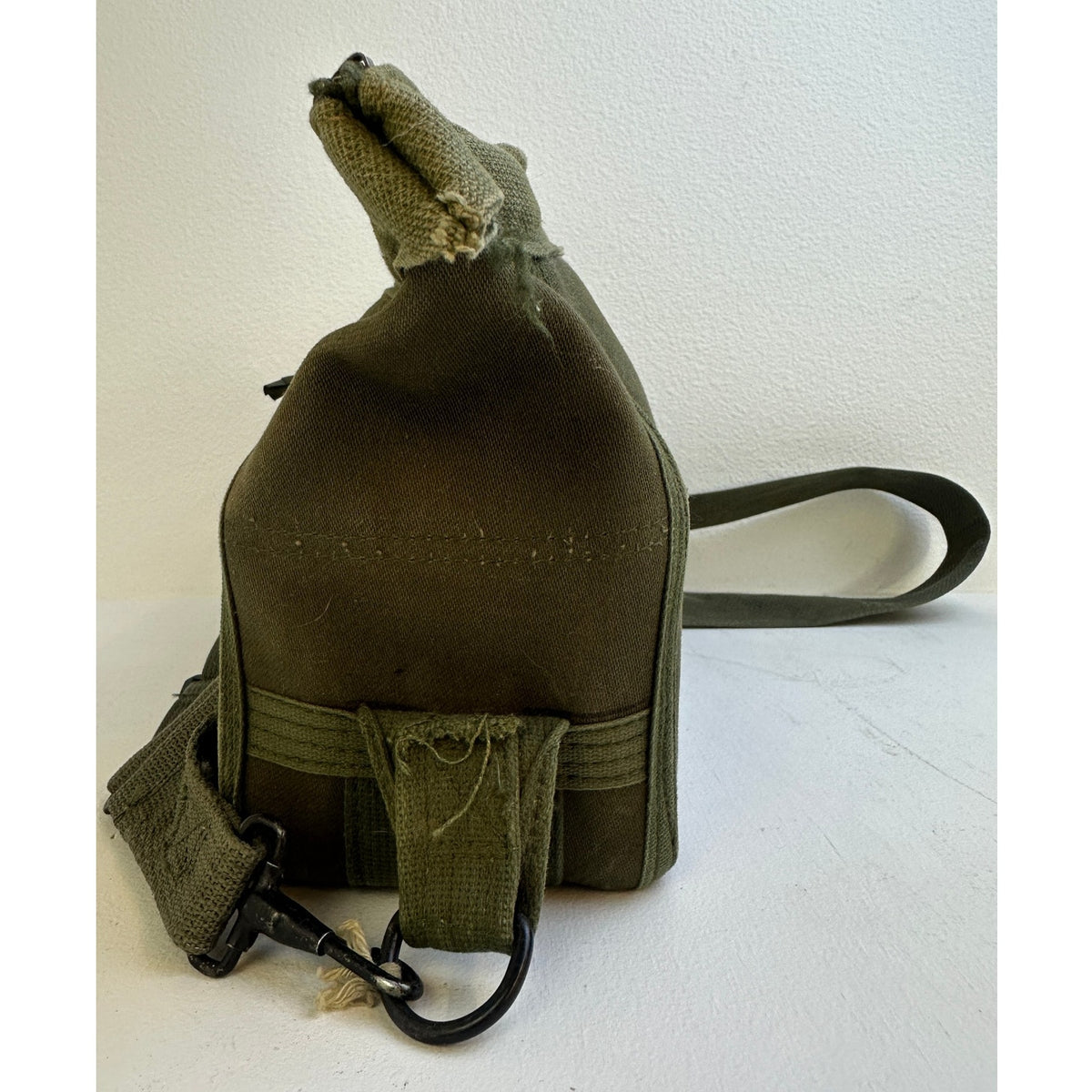 Vintage Vietnam-Era US Military TA-312/PT Field Telephone with Canvas Case
