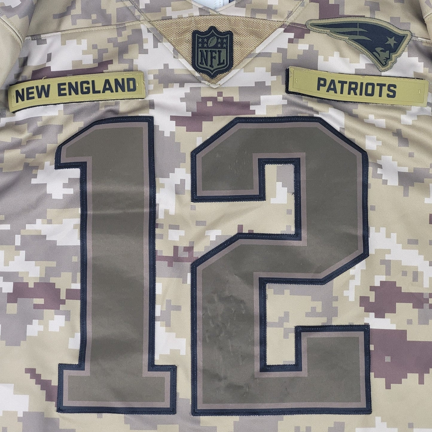 Nike Jersey New England Patriots Tom Brady Camo Salute to Service Men's Sz L