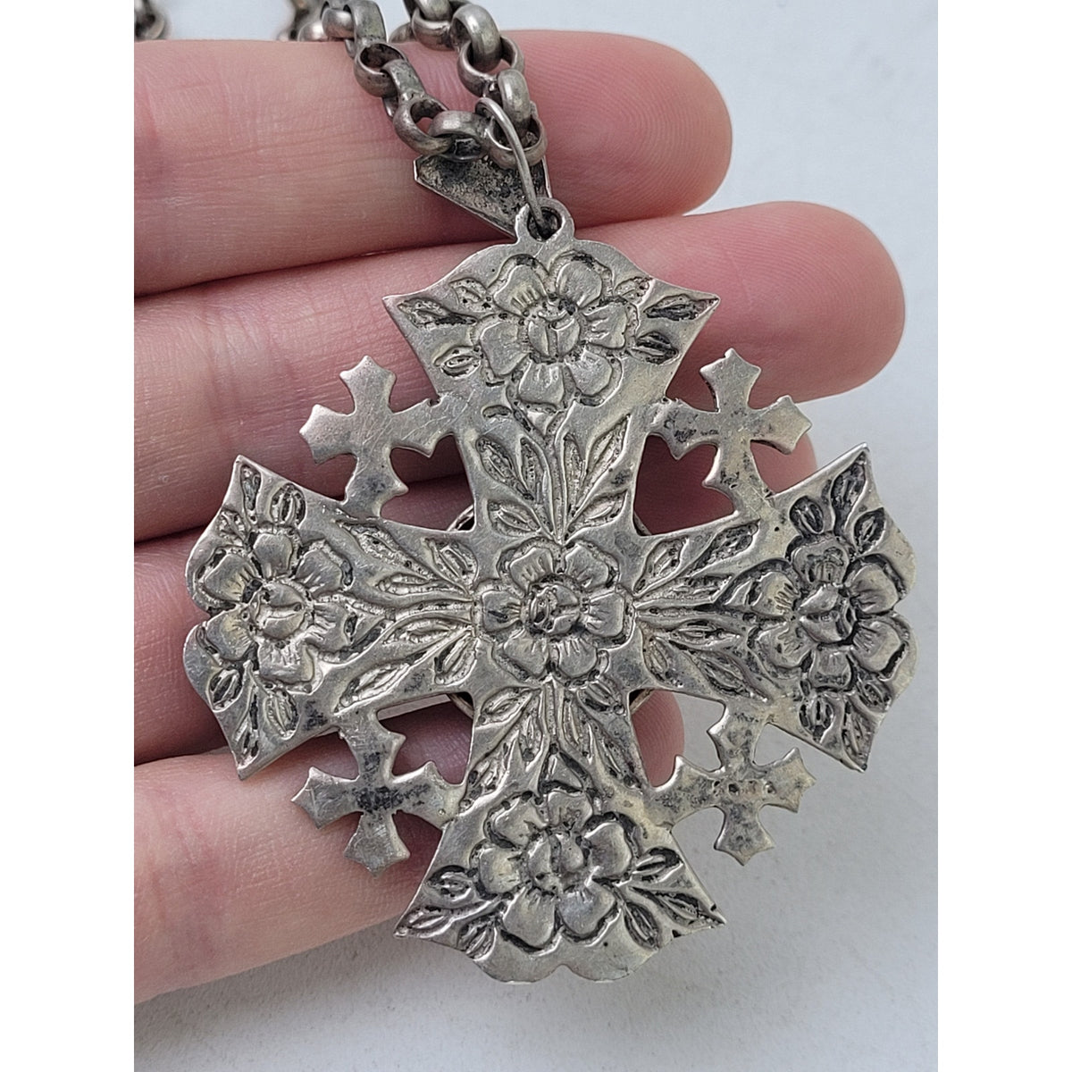 Vintage Sterling Silver Jerusalem Cross Green Stone Pendant on Thick Rolo Chain