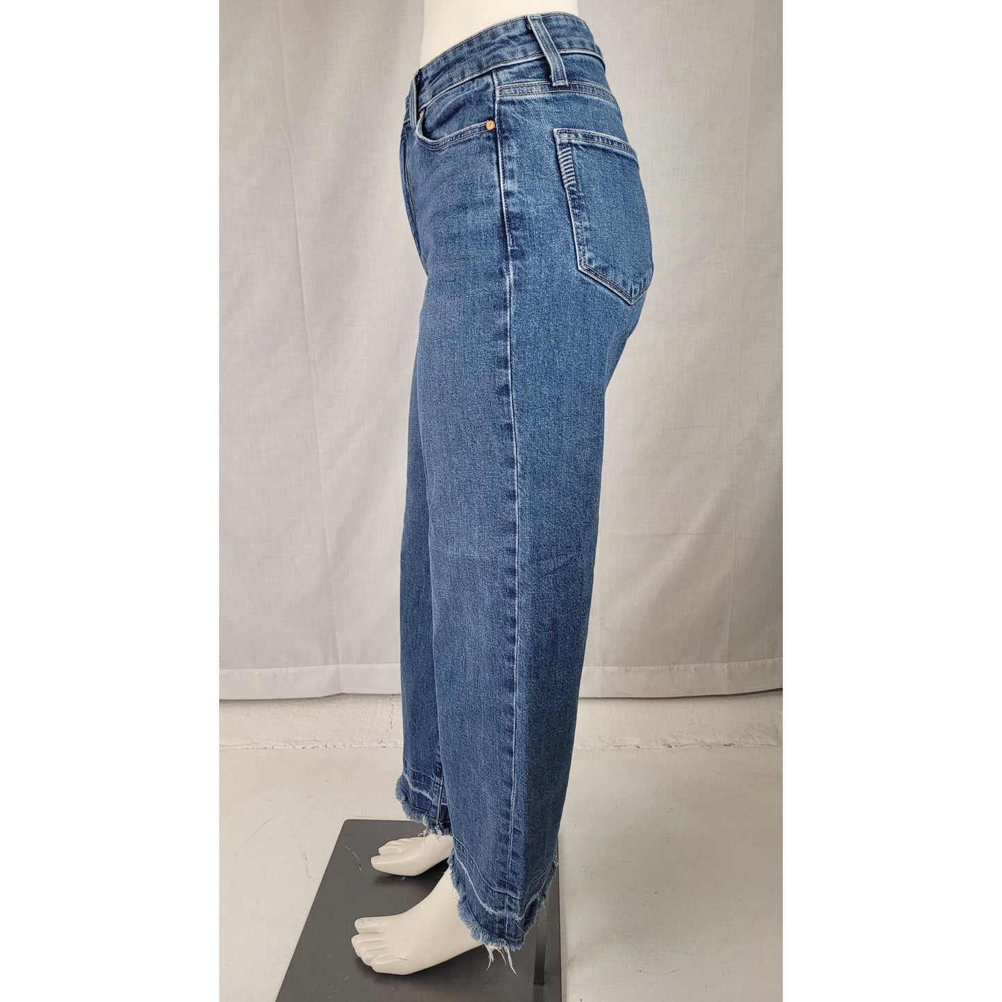 Paige Anessa High Rise Wide Leg Crop Raw Hem Denim Medium Wash Women's Sz 27
