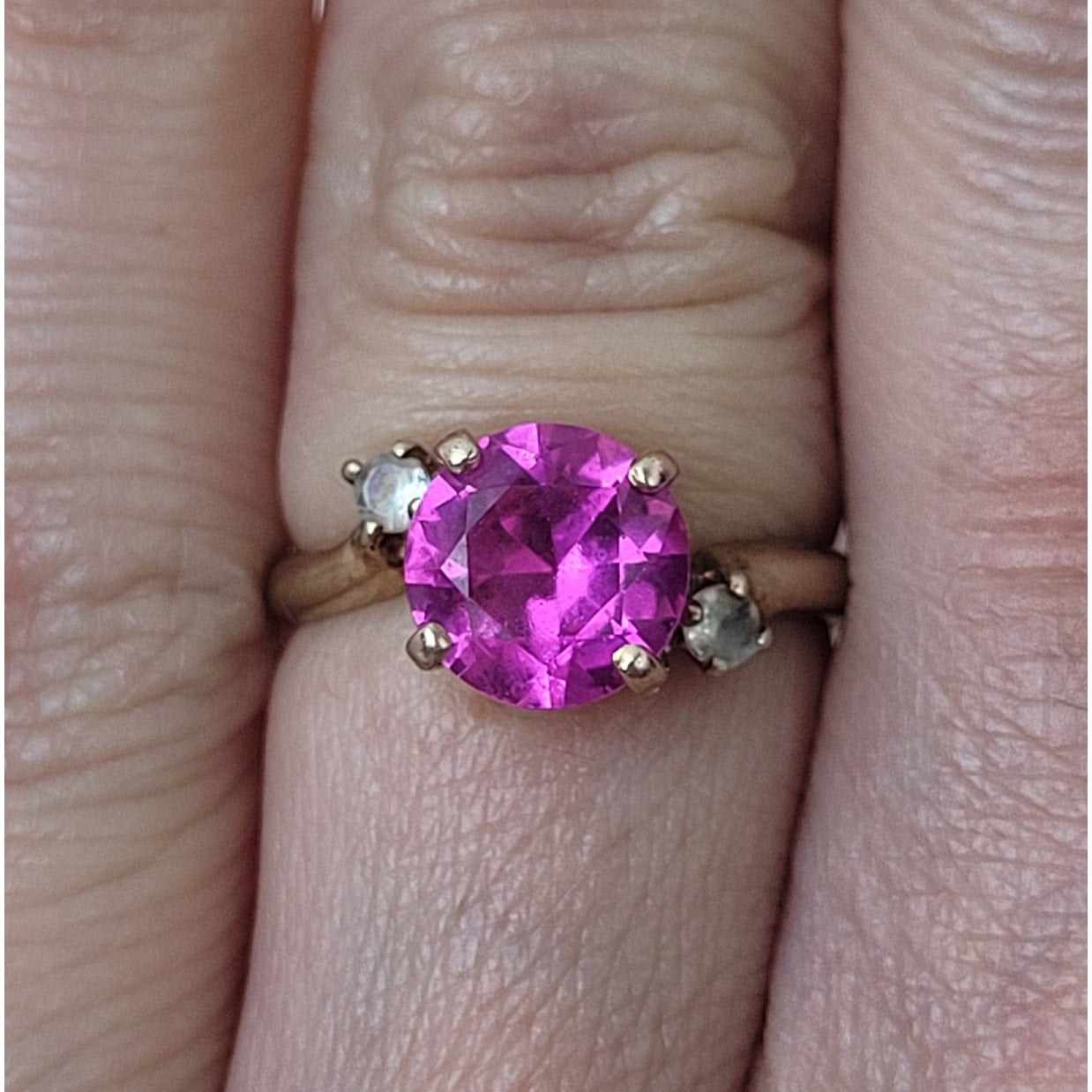 Vintage 10K Yellow Gold Vibrant Pink Stone & Diamond Ring Sz 4.5 | 2.18 g
