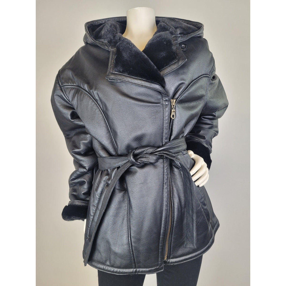 Vintage Wilsons Leather Black Leather Hooded Fur-Lined Jacket w Belt Sz L