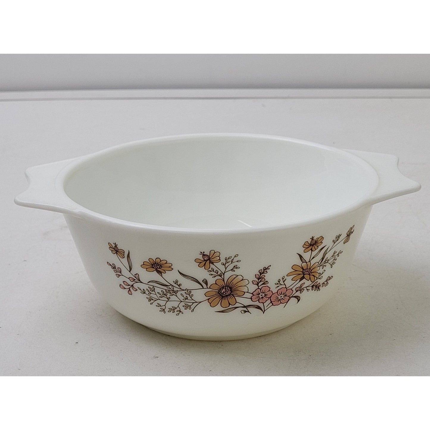 1970s Pyrex Daisy Silhouette Covered Dish & Woodland Country Casserole Dish Set