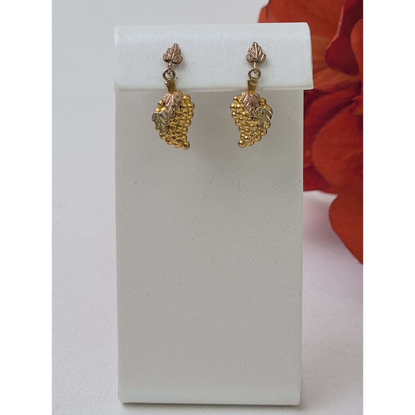 14K Black Hills Gold Grapes Leaves Post Dangle Earrings | 1.74 grams